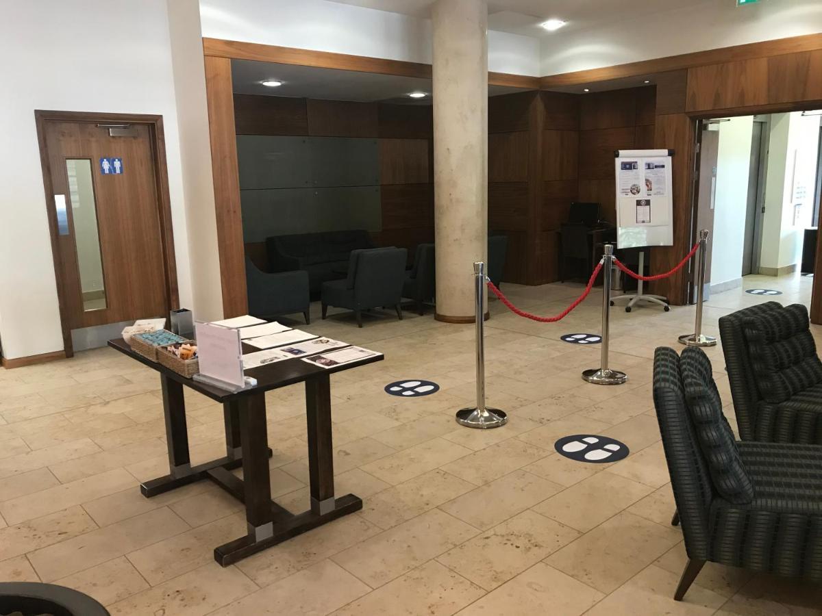 Holiday Inn Express Sheffield City Centre, An Ihg Hotel Buitenkant foto