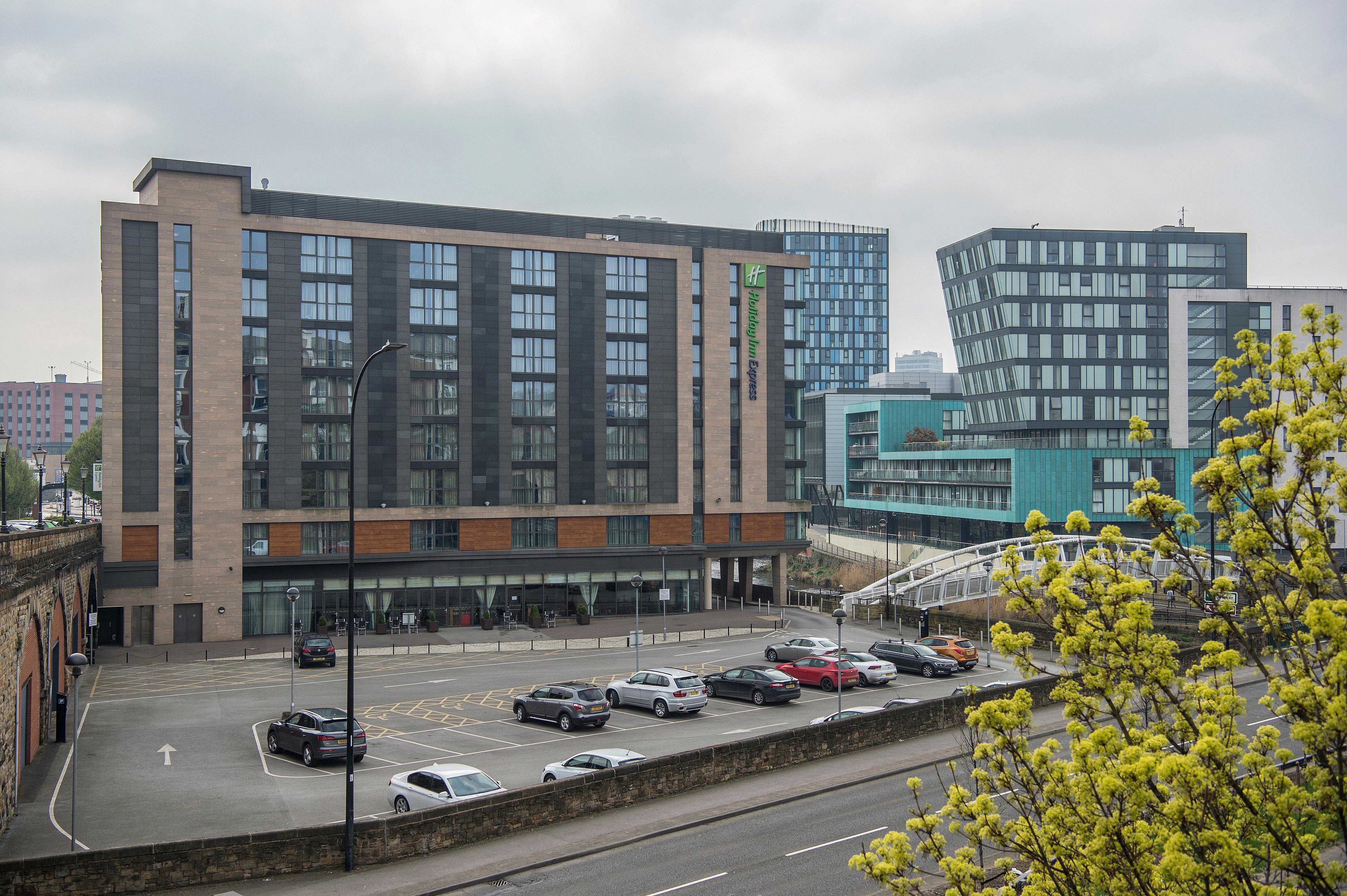Holiday Inn Express Sheffield City Centre, An Ihg Hotel Buitenkant foto