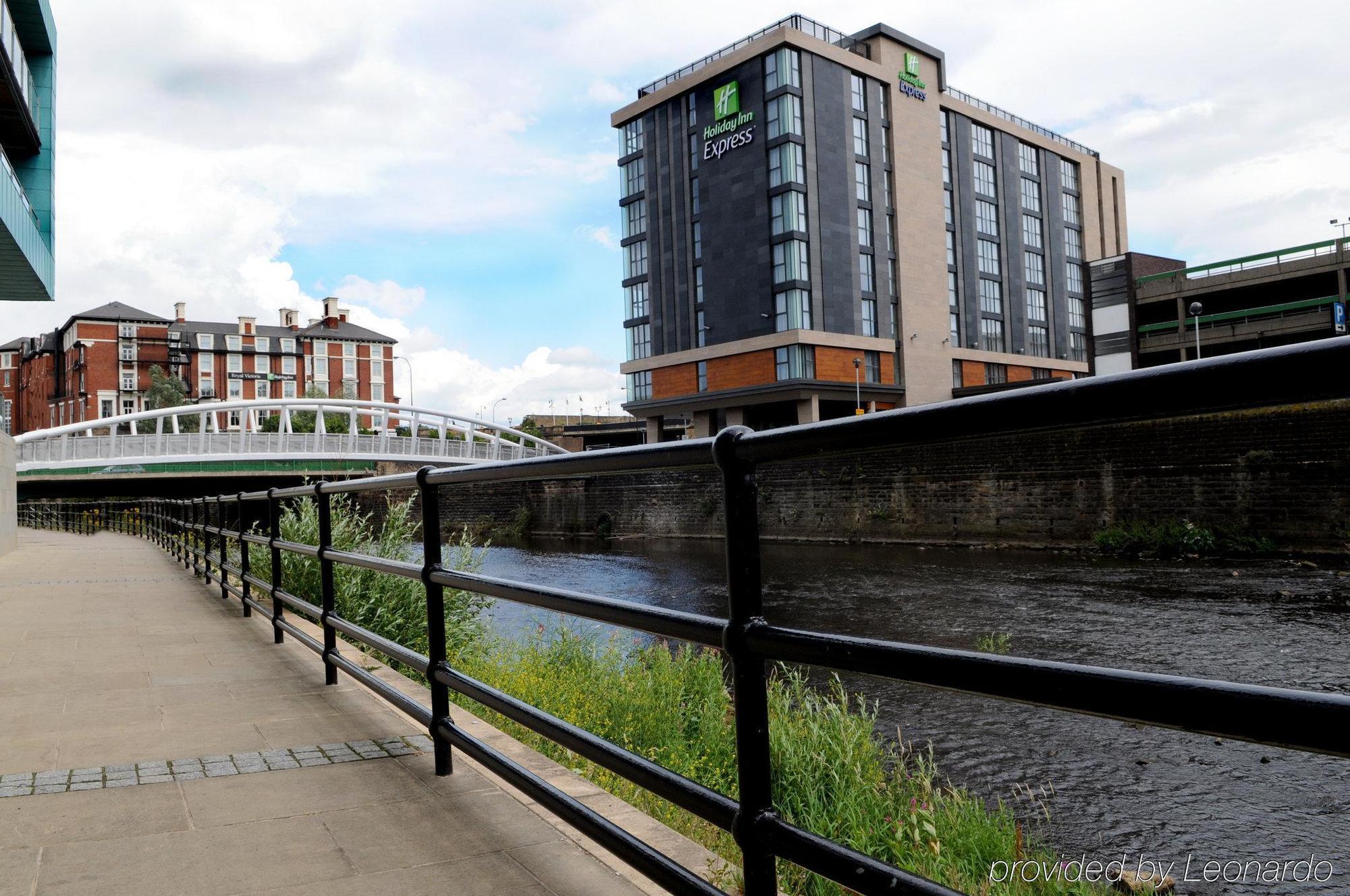 Holiday Inn Express Sheffield City Centre, An Ihg Hotel Buitenkant foto
